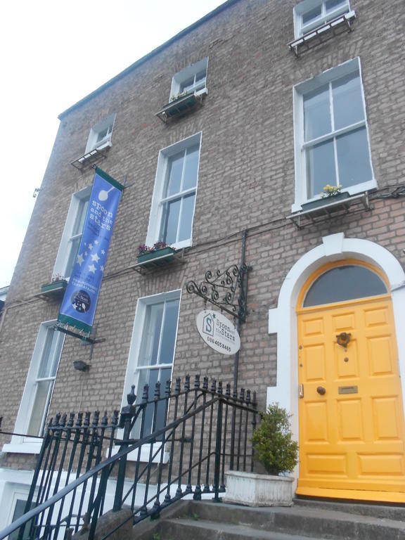 Spoon And The Stars Hostel Drogheda Szoba fotó